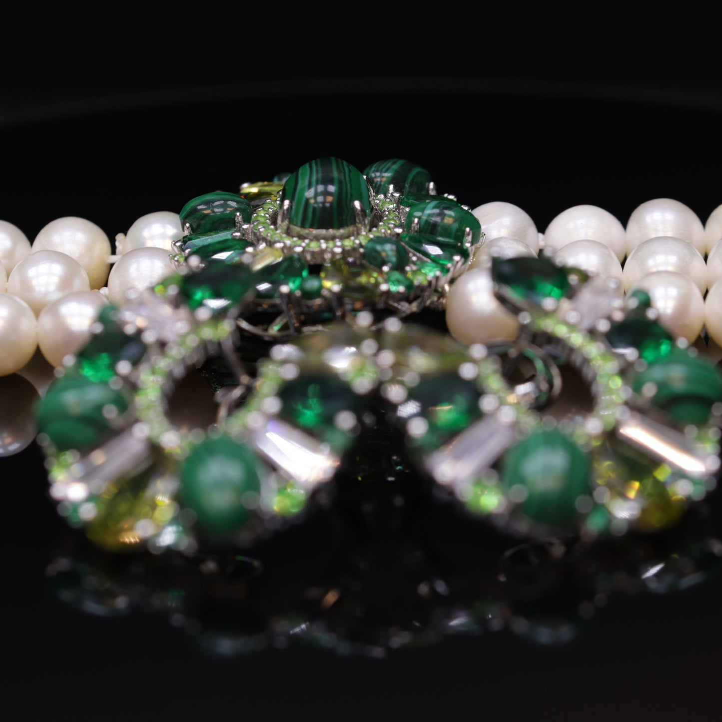 Badriya Green Pearl Set