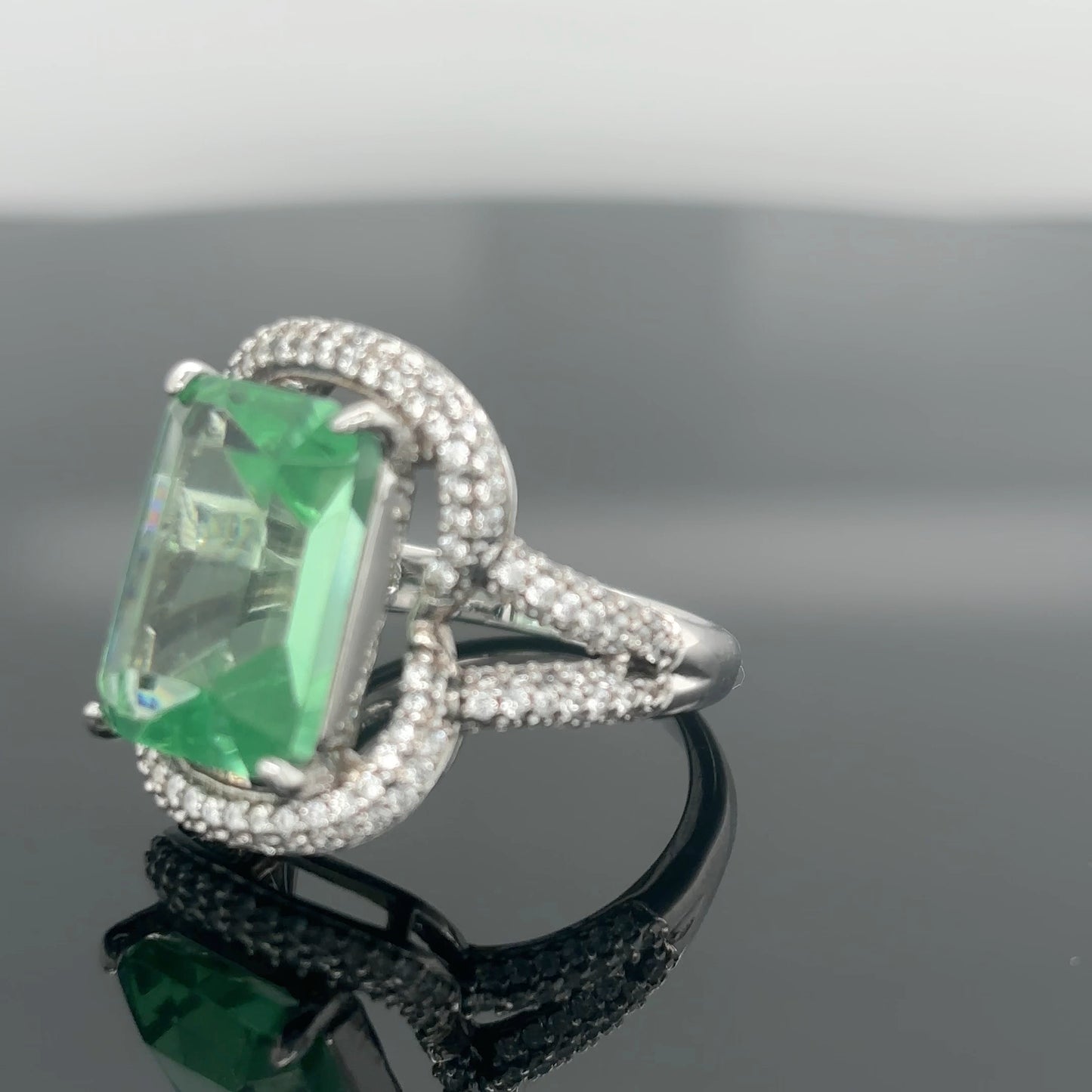 Ring Fluorite 3