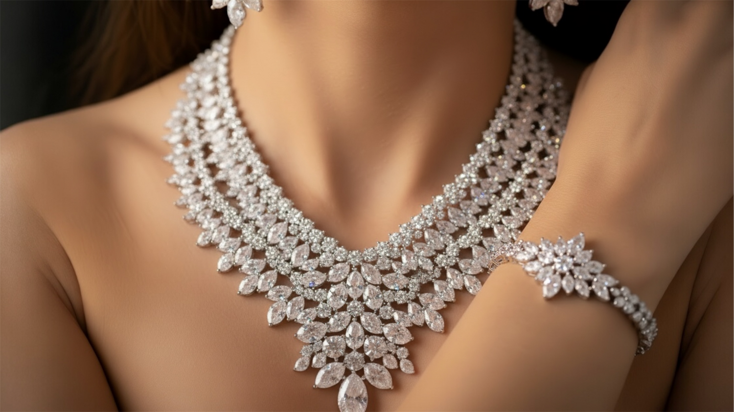 LUXURY SETS - أطقم فاخرة