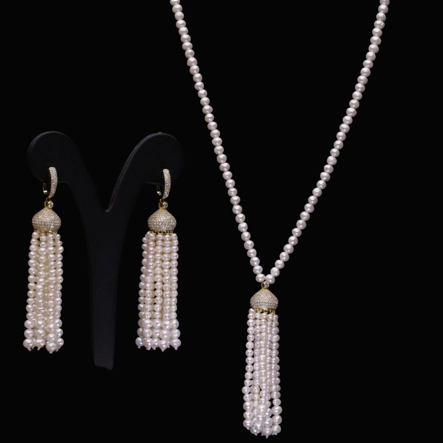 Nesma Pearl Set