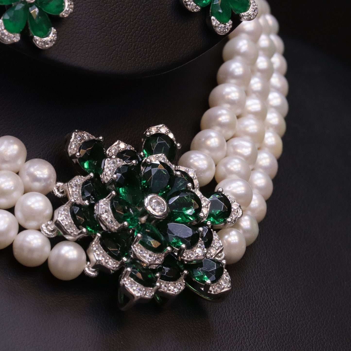 Abiya Green Pearl Set