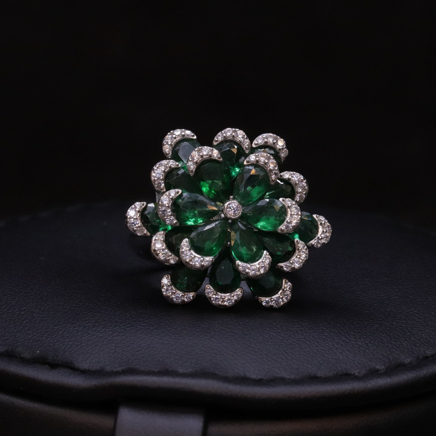 Abiya Green Pearl Set