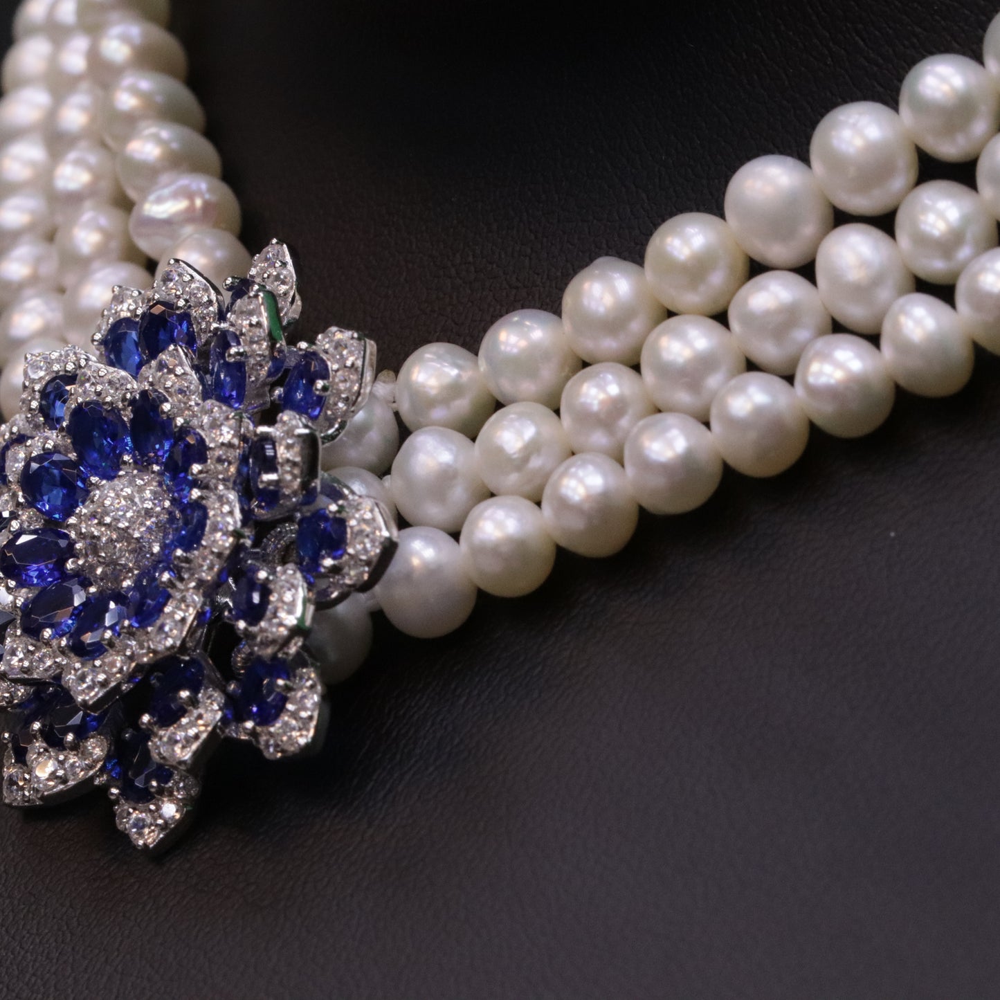 Abiya Blue Pearl Set