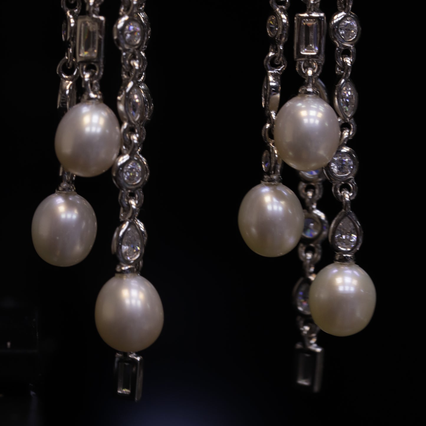 Suhaila Earrings