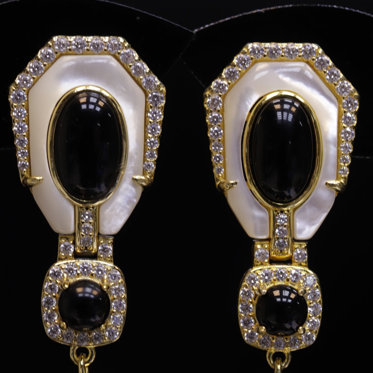 Wegdan Earrings