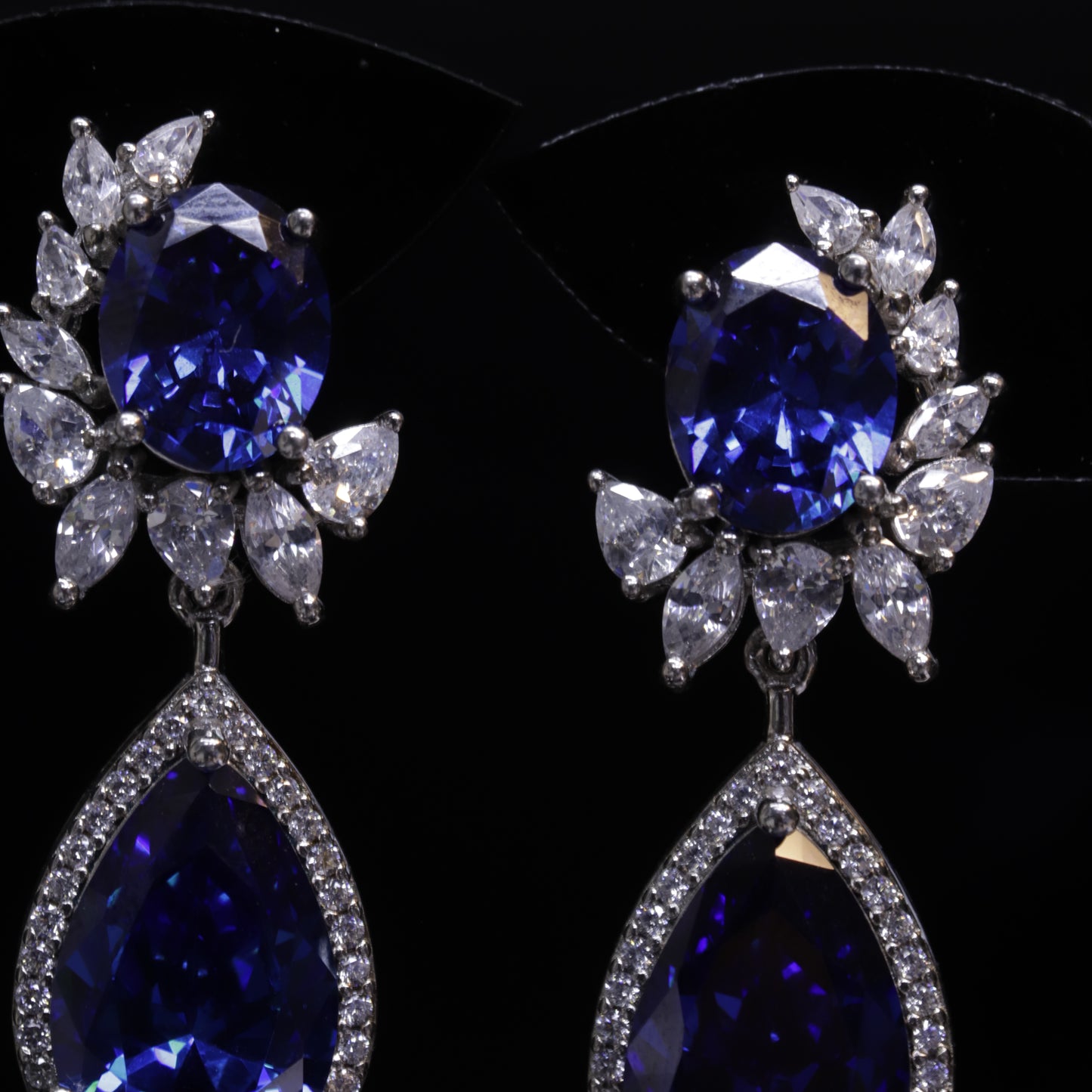 Sina Blue Earrings