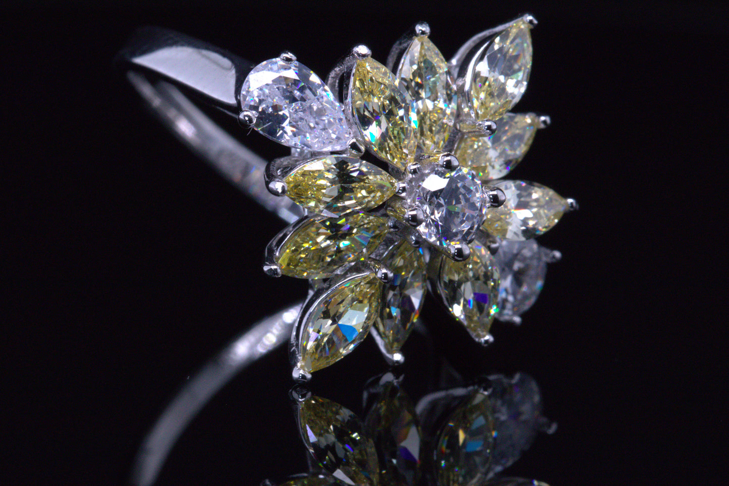CT Light Yellow Ring