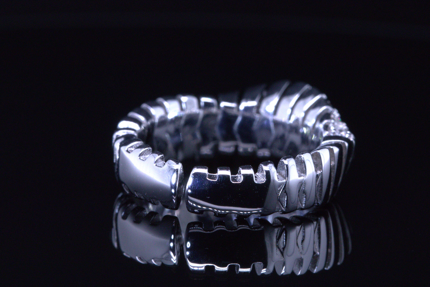 Serpenti Ring