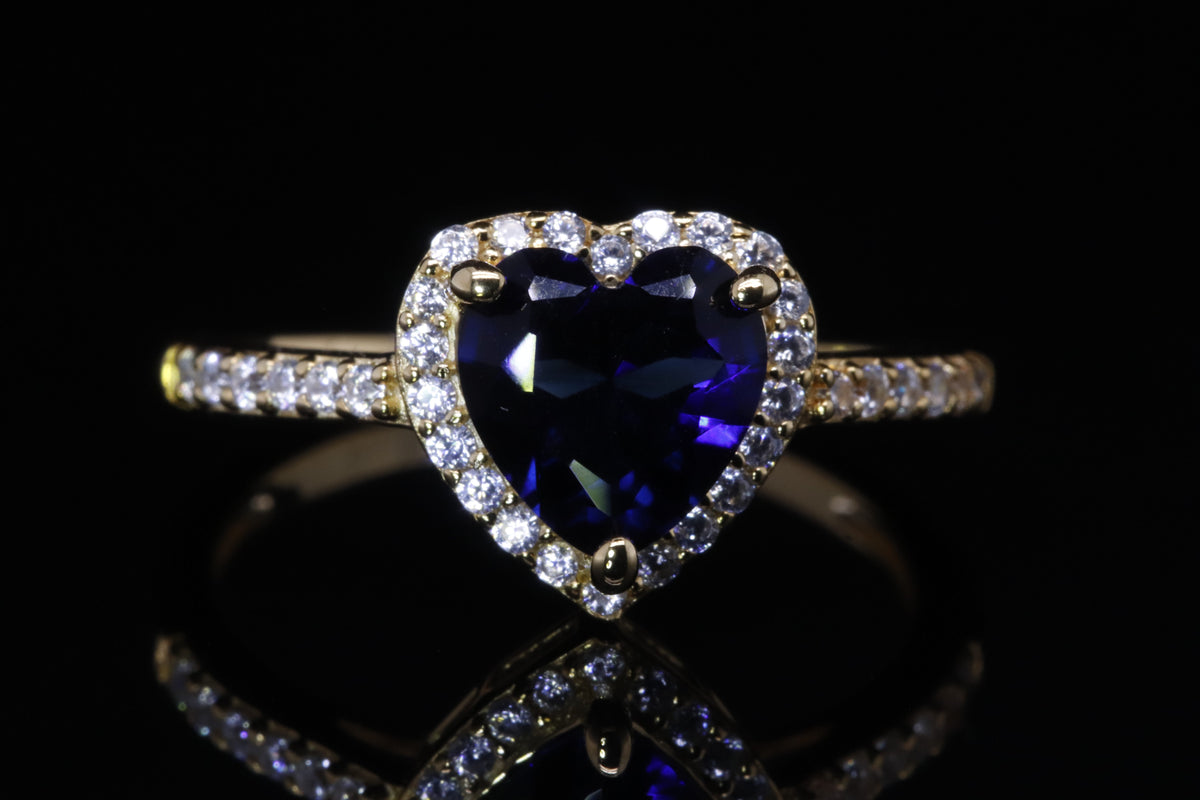 خاتم ريم ذهبي - Reem Gold Sapphire Heart Ring فضة 925