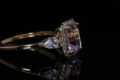Ghaya Gold Emerald Cut Ring | خاتم غاية ذهبي