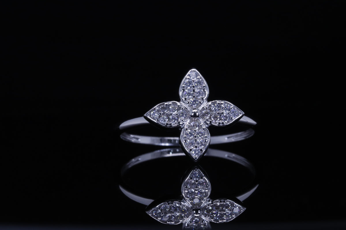 خاتم سما فضي - Sama Silver Clover Ring فضة 925
