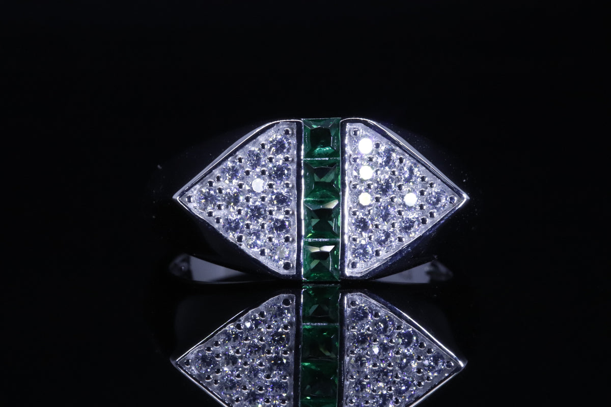 Hayat Ruby Line Ring | خاتم حياة فضي