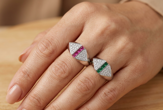 Hayat Ruby Line Ring | خاتم حياة فضي