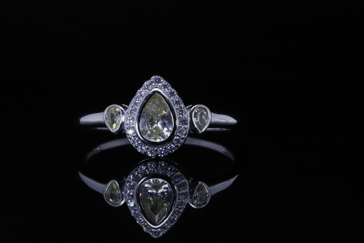 خاتم مهرة فضي - Mahra Yellow Pear Ring فضة 925