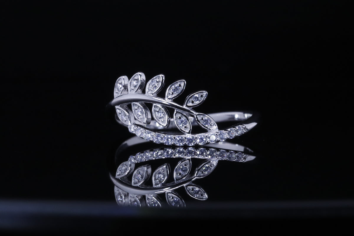 Shahd Silver Leaf Wrap Ring | خاتم شهد فضي