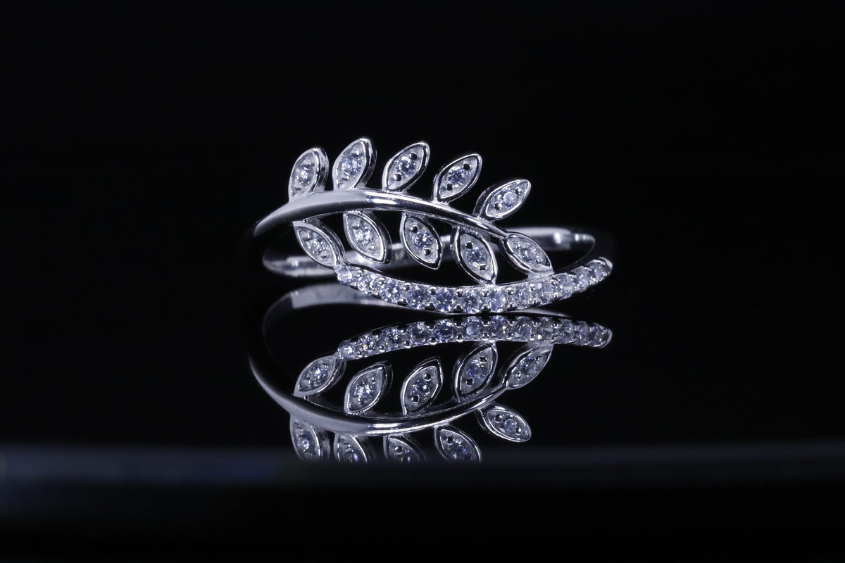 Shahd Silver Leaf Wrap Ring | خاتم شهد فضي
