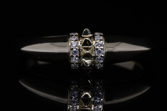 Ghalia Gold Stud Ring | خاتم غالية ذهبي