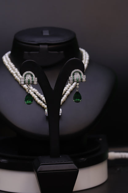 Emerald Queen Pearl Set