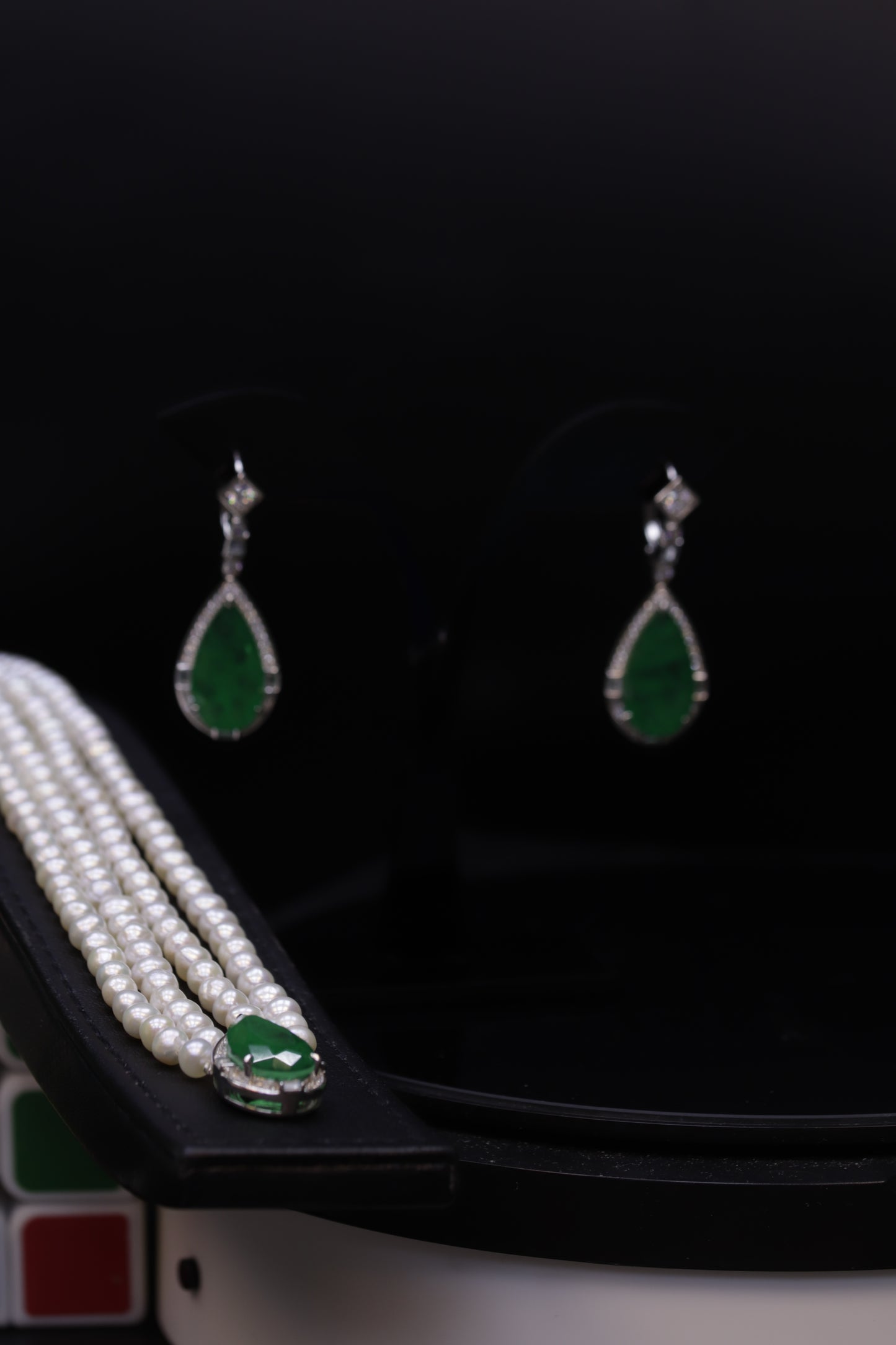 Emerald Pearl Set