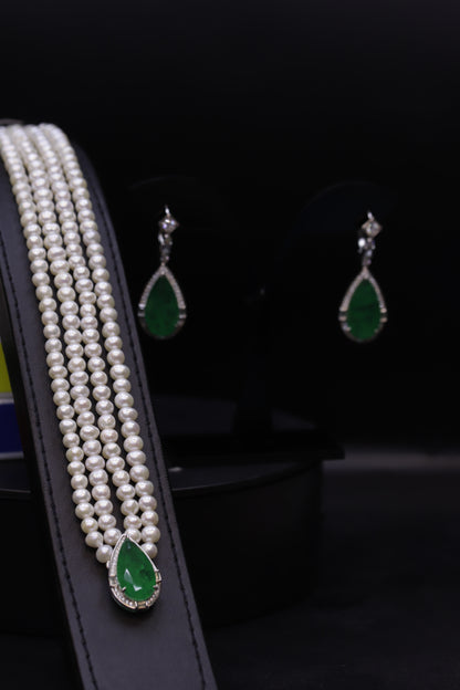 Emerald Pearl Set