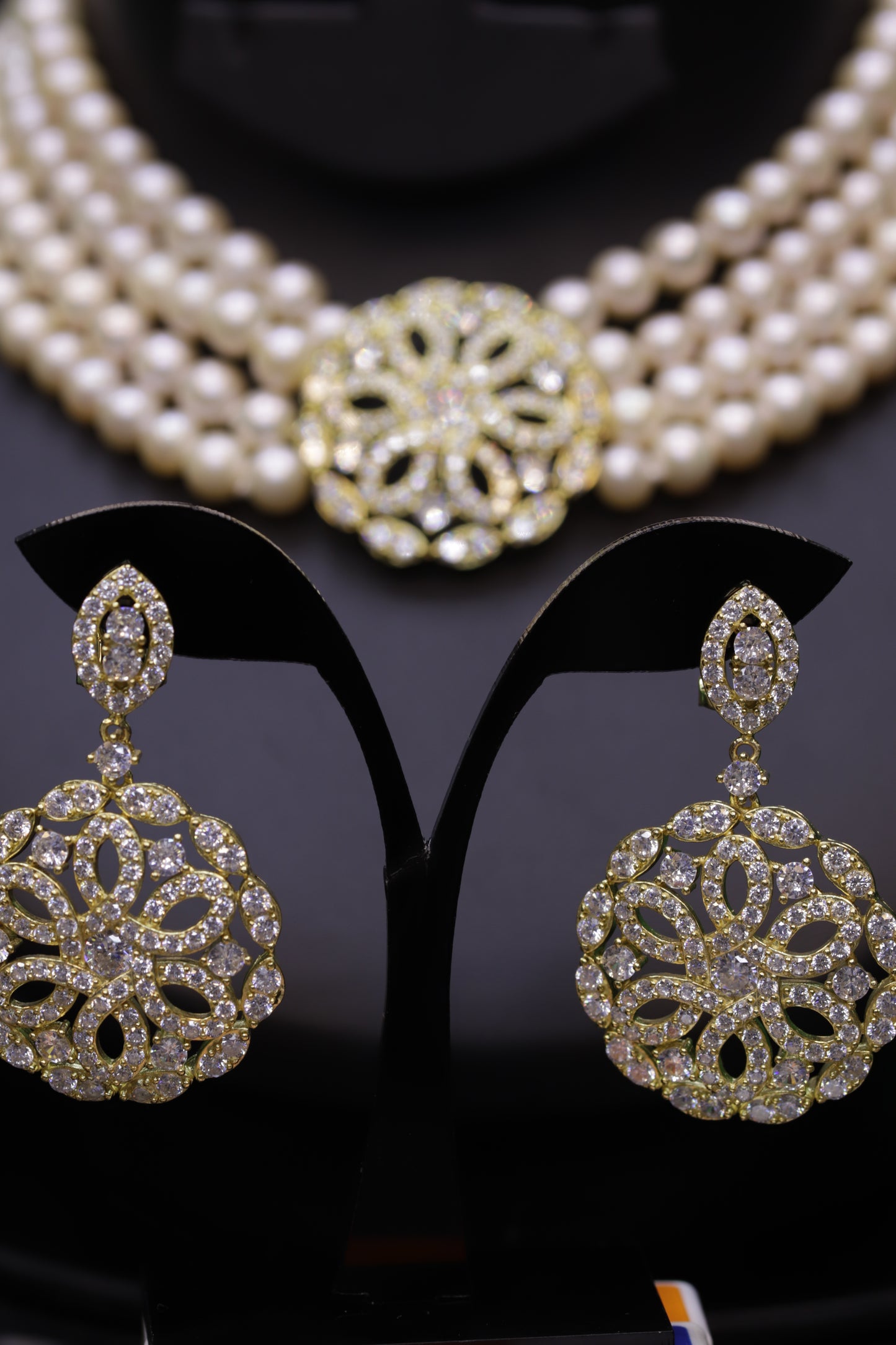 Maree Gold Pearl Set