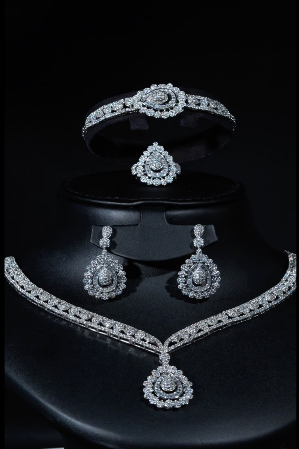 Teardrop  Set