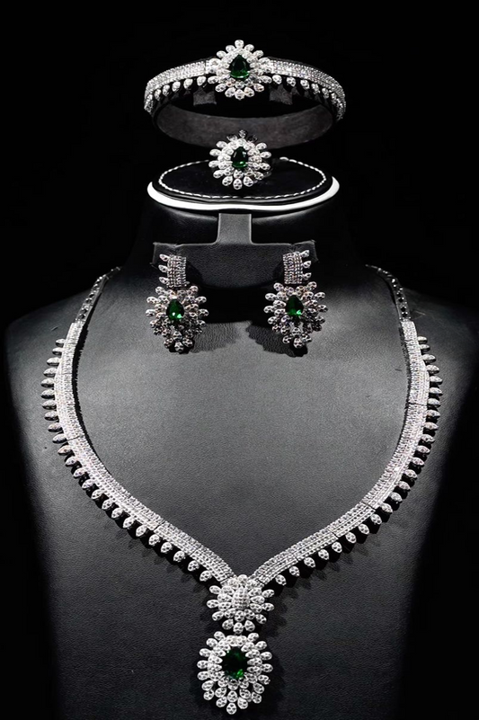 Emerald Crown Set