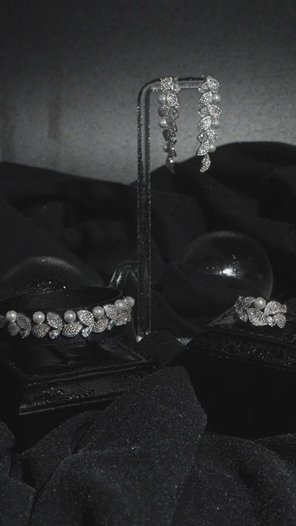 Tear Pear Set