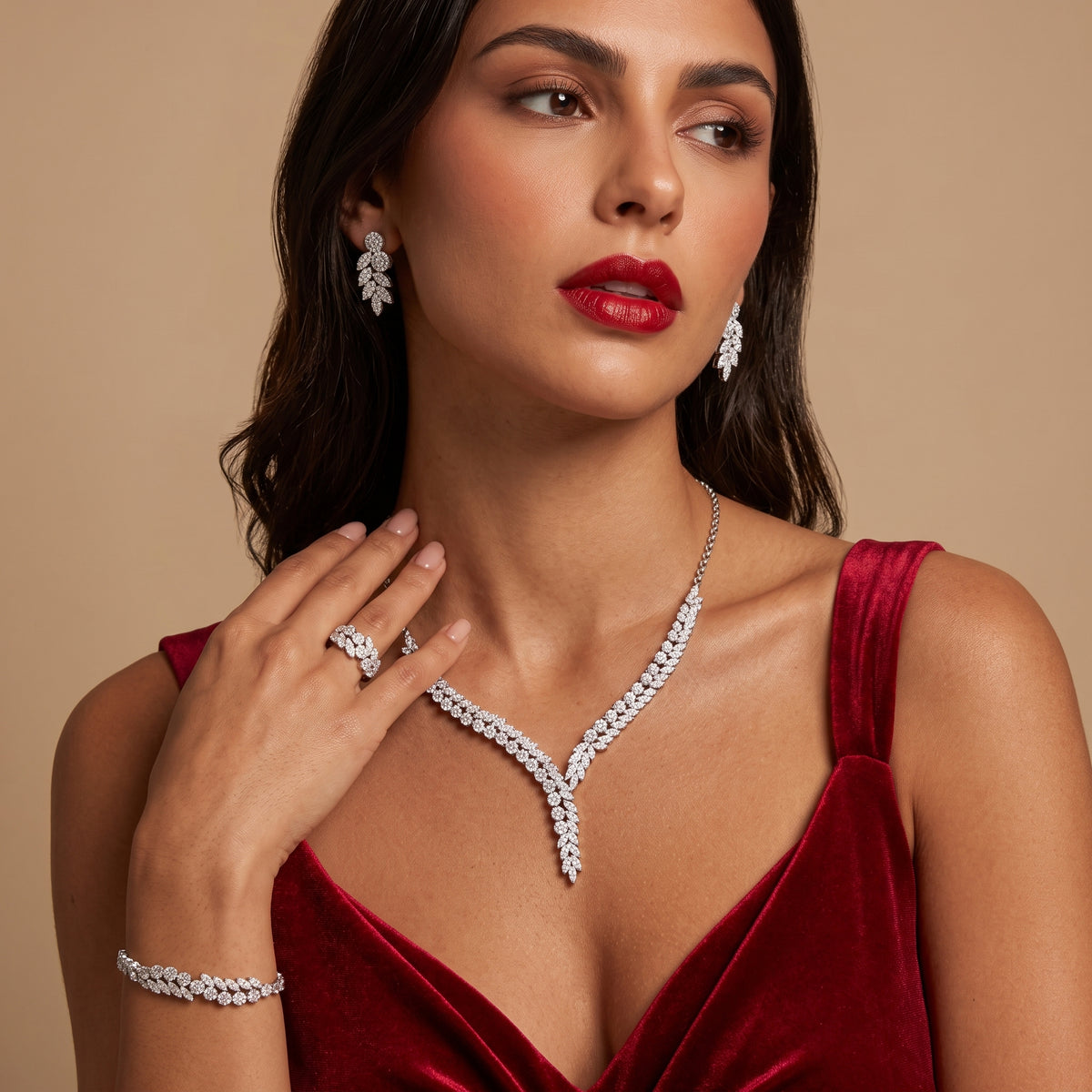 طقم الهالة - Halo Set فضة 925